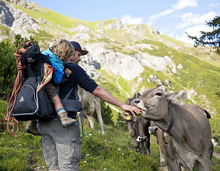 wandern strengen unterkunft arlberg haus haueis